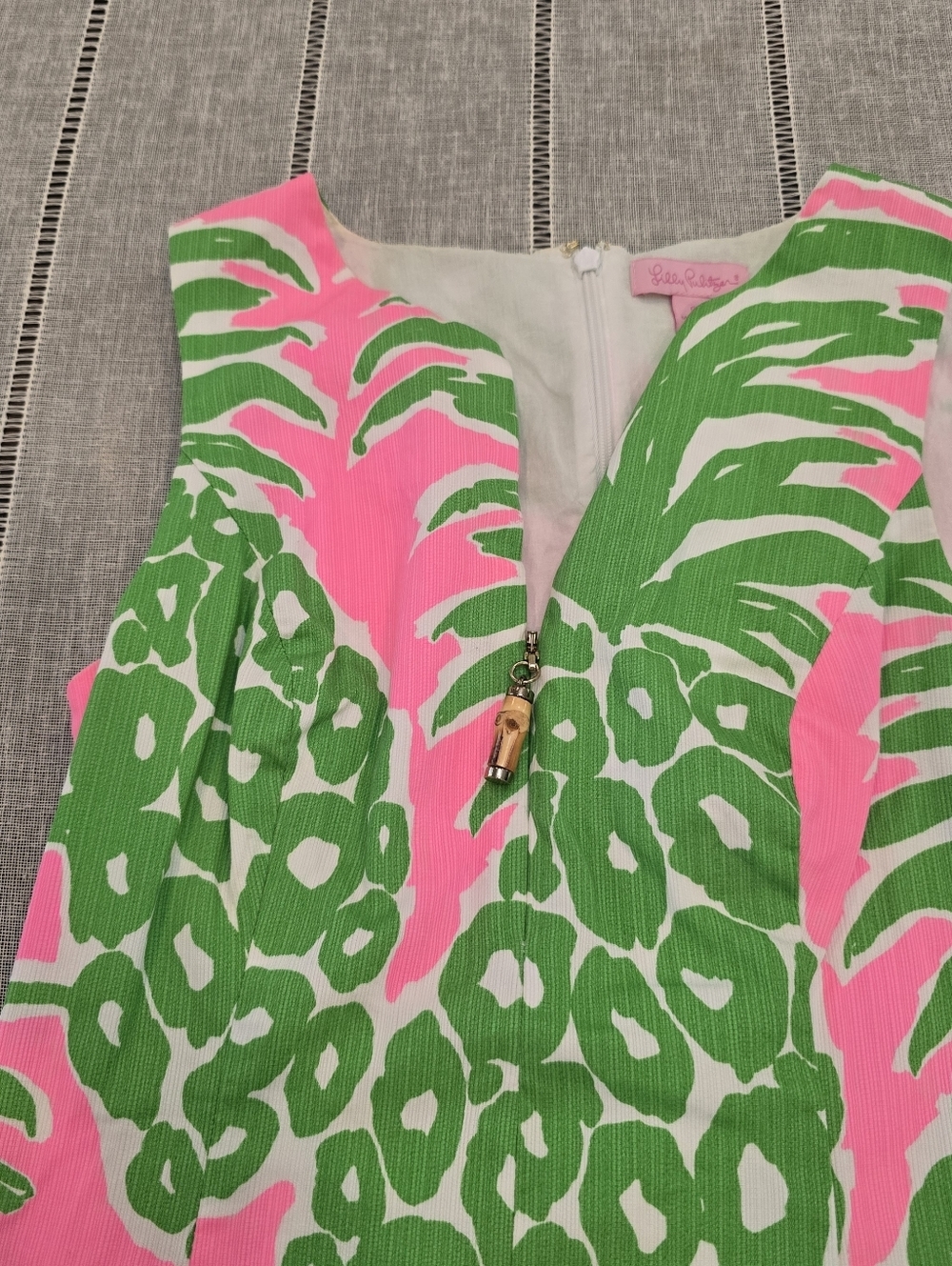 LILLY PULITZER Mila Lined Pineapple Print Shift Dress in Flamenco Size 0. - Picture 15 of 16